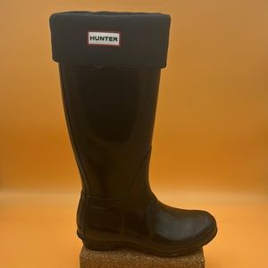 ✨🖤Tall  Gloss Black rain 👢 Boots Size 6M/7F 🧦socks size Large